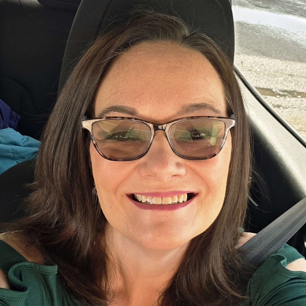 Meet your Posher, Carissa